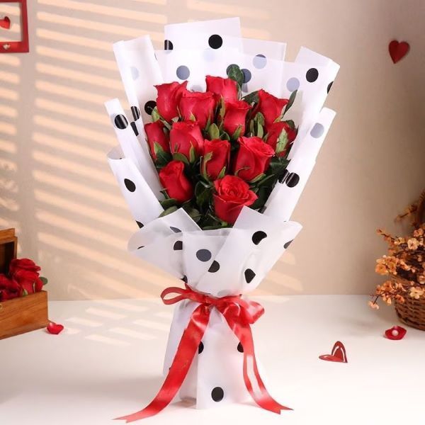 12 Whispers of The Heart with Red Roses