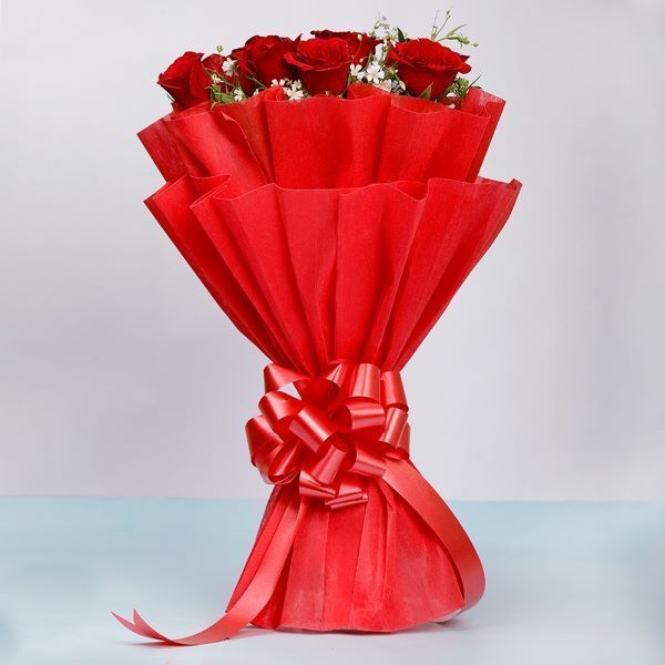12 Red Rose Flower Romance Bouquet