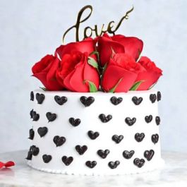 Heart Snatching Choco Vanilla Rose Cake 1 Kg