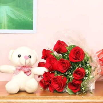 6 Romantic Red Roses Bunch with 6 Inch Teddy