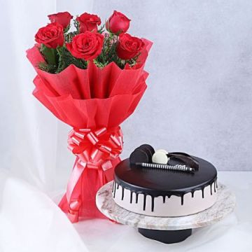 Beautiful 10 Red Roses with Half Kg Chocolate Cake Combo