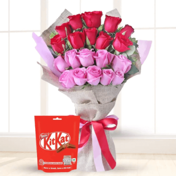 Bouquet of 20 Red and Pink Roses with KitKat Mini Pack