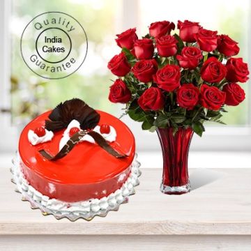 Eggless Strawberry Cake 1 Kg with 6 Red Roses Bunch