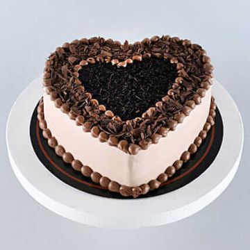 Delicious Heart Shaped Anniversary Chocolate Cake Half Kg