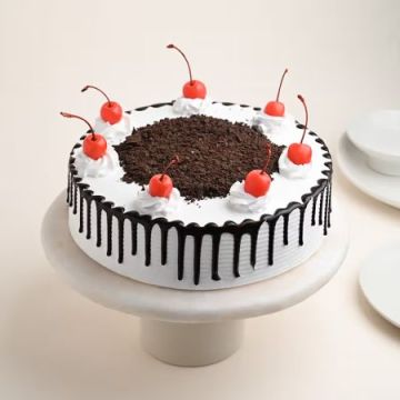 Eggless Swirls Black Forest Cake Half Kg