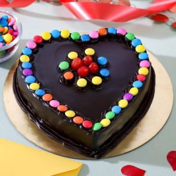 Evocative Choco Heart Cake Half Kg