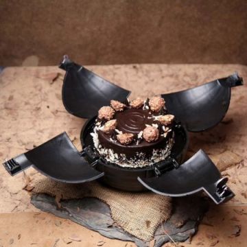 Ferrero Rocher Bomb Cake Half Kg