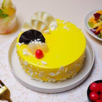 Flourishing Pineapple Cake Half Kg