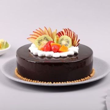 Fruit Pervade Chocolate Cake Half Kg