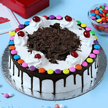 Gems On Top Black Forest Cake Half Kgs