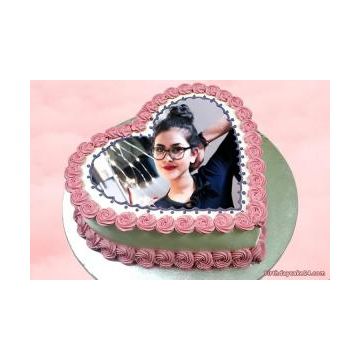 Heart Shaped Strawberry Photo Cake 1 Kg
