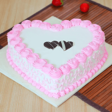 Hearty Strawberry Cake