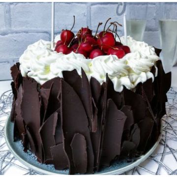 Eggless Marvelous Black Forest Cake Half Kgs
