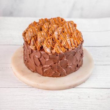 Pretty Caramel Chocolate Mini Cake