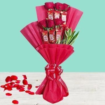 Special Bouquet of Chocolate n Roses