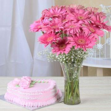 1 Kg Strawberry Cake With Bunch Of Pink Gerberas