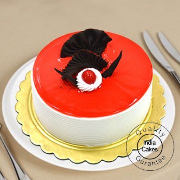 Eggless Strawberry Five Star Quality Cake 1 Kg