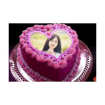 Strawbery Heart Shaped Photo Cake Half Kg