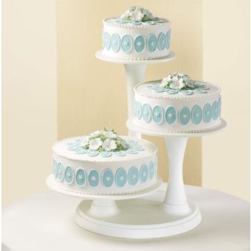 5 Kg Three Tire Round Pineapple Cake With Stand