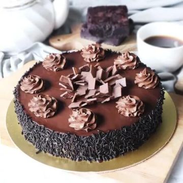 Truffle Delight Cake Half Kg