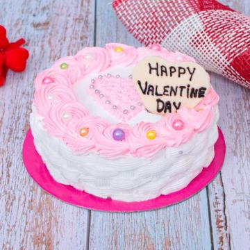 Vday Luxurious Vanilla Cake Half Kg