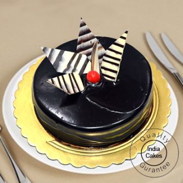 1 Kg Eggless Zebra Chocolate Truffle Cake