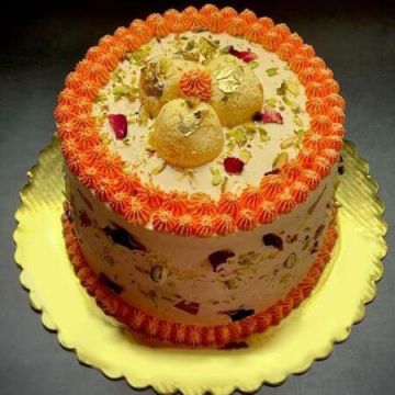 Flavourful Royal Cream Rasmalai Cake Half Kg