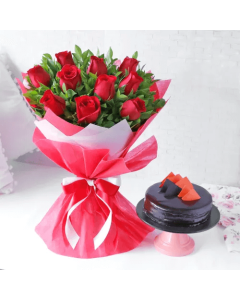 Eggless Rich Chocolate Cake Half Kgs with 6 Red Roses Bunch
