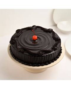 Inventive Chocolate Cake Half Kg