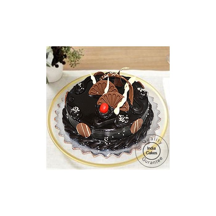 Half Kg Eggless Choco Rocher Cake Pune