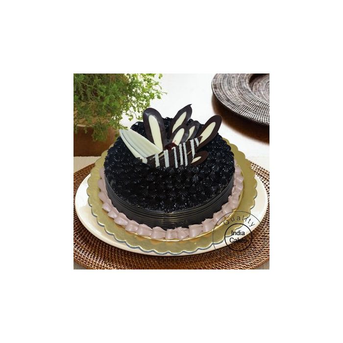 1 Kg Eggless Chocolate Jungle Cake Pune