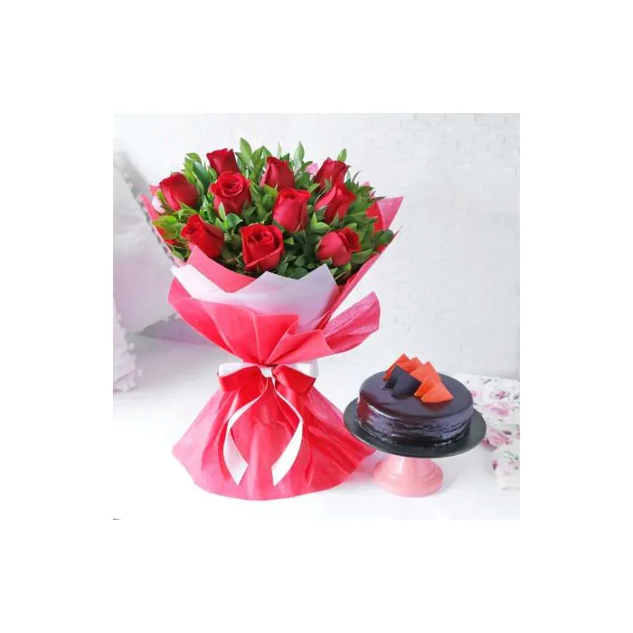 10 Red Roses Bouquet with Scrumptious Chocolate Cake Half Kg 10 Red Roses Bouquet with Scrumptious Chocolate Cake Half Kg