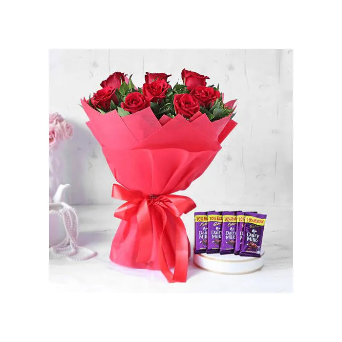 6 Red Roses Bouquet with Chocolates