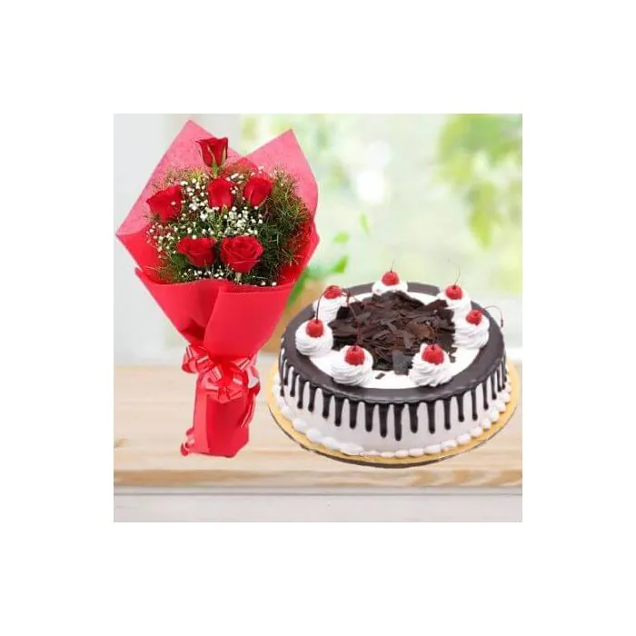 Half Kg Amazing Black Forest Cake 6 Red Roses Half Kg Amazing Black Forest Cake 6 Red Roses