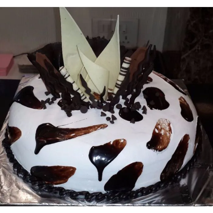 Half Kg Chocolate celebration Pune Half Kg Chocolate celebration Pune