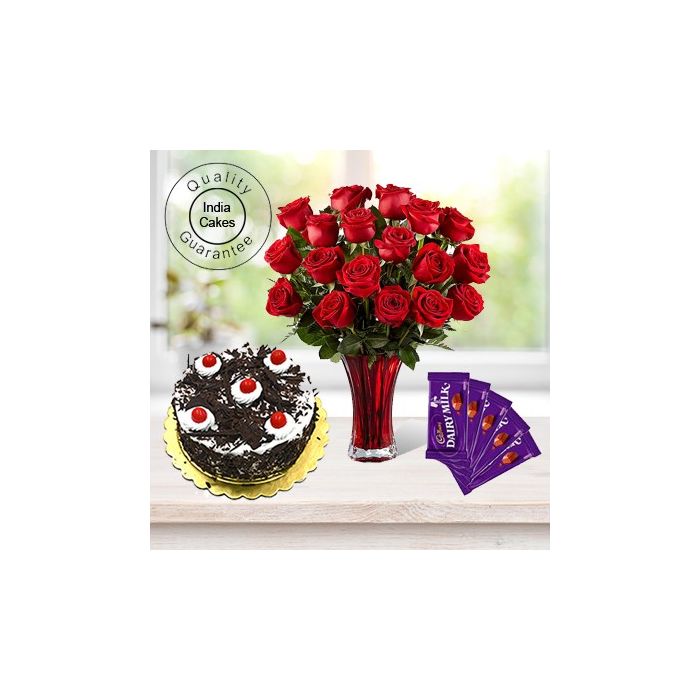 1 Kg Black Forest Cake-6 Red Roses Bunch-5 Chocolates 1 Kg Black Forest Cake-6 Red Roses Bunch-5 Chocolates