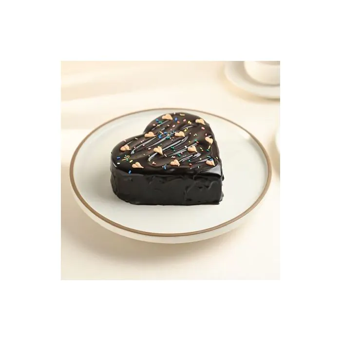 Eggless Heartilicious Choco Truffle Cake Half Kg Eggless Heartilicious Choco Truffle Cake Half Kg