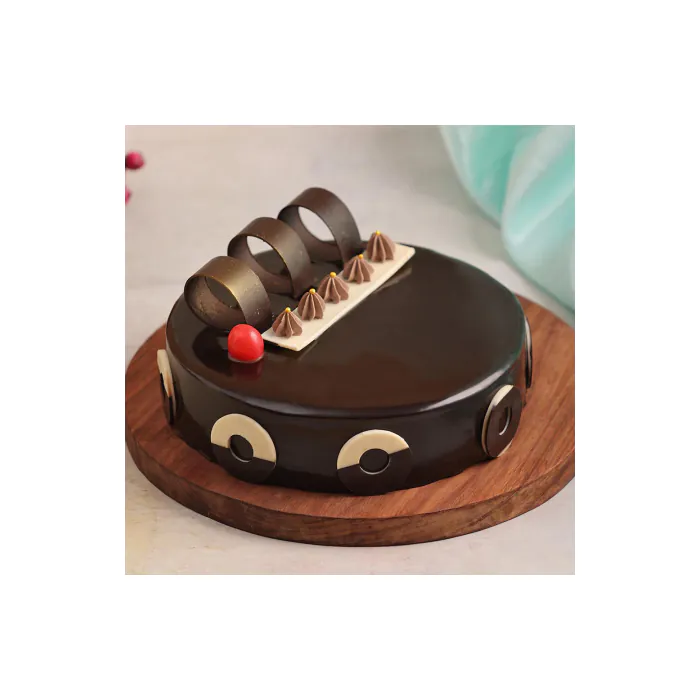 Eggless Utopia Truffle Cake Half Kg Eggless Utopia Truffle Cake Half Kg