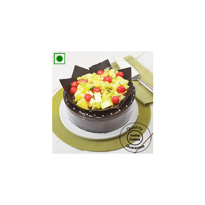 Eggless Yummy Chocolate Fresh Fruit Cake Half Kg