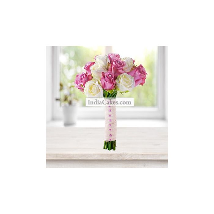 12 Pink And White Roses Bunch 12 Pink And White Roses Bunch