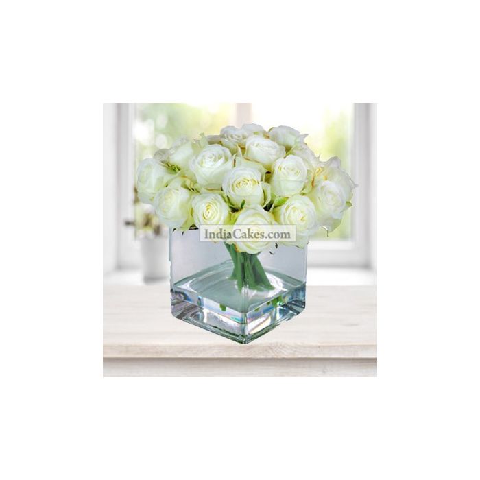 15 White Roses With Square Shaped Vase 15 White Roses With Square Shaped Vase