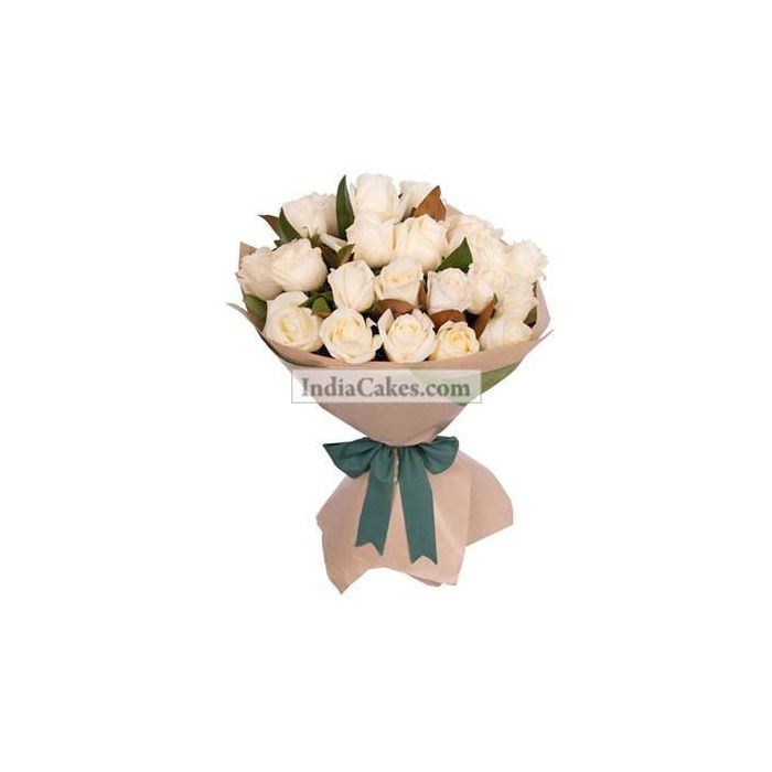 18 White Roses Bunch 18 White Roses Bunch