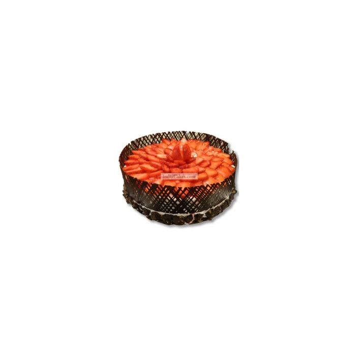 Half Kg Fresh Strawberry Cake - offer Half Kg Fresh Strawberry Cake - offer