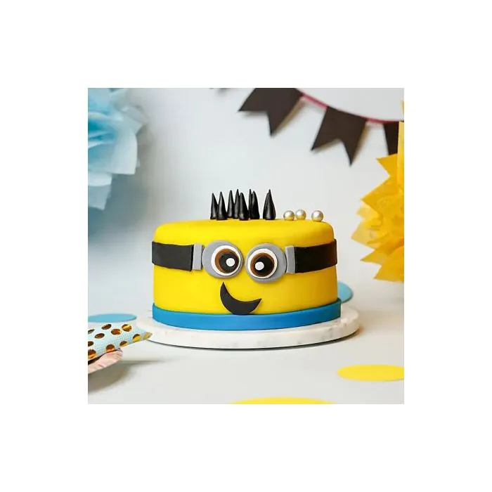 Minions Theme Delicious Cake 1 Kg Minions Theme Delicious Cake 1 Kg