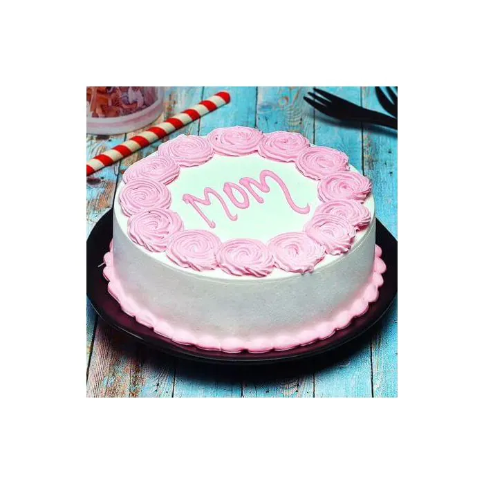 Strawberry Cake For Mommy