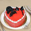Strawberry Cake 1 Kg Heart Shaped thumbnail