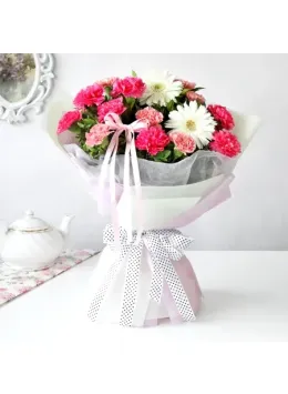 Arrangement of Carnations n Gerberas