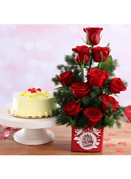 Butterscotch Cake Half Kg with 6 Red Roses Bunch Butterscotch Cake Half Kg with 6 Red Roses Bunch