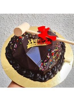 Chocolate Heart Pinata Cake 750 gms Chocolate Heart Pinata Cake 750 gms