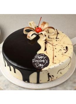 Eggless Doc Day Choco Vanilla Cake Half Kg